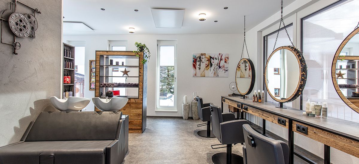 NEUBAU - ALPENKAMM MEISTERFRISEUR LÄNGENFELD